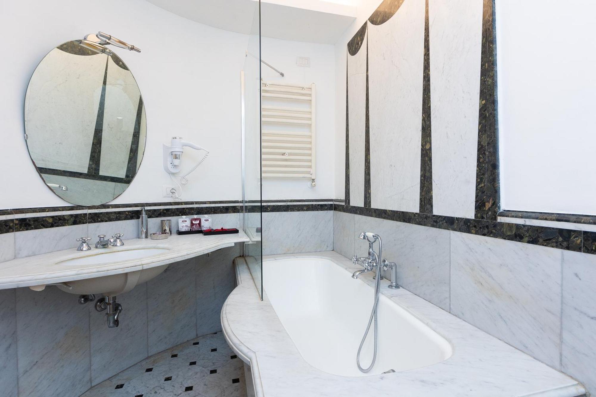Timeroma Suites ภายนอก รูปภาพ